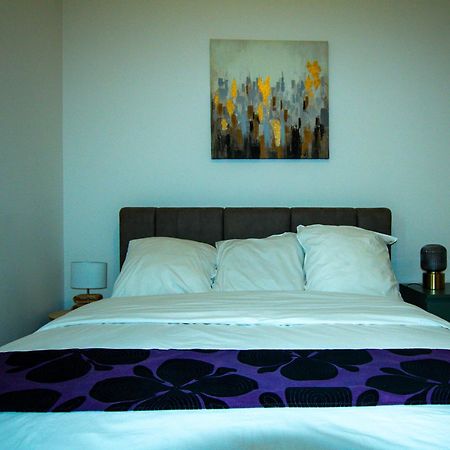 Skyview Luxury Appartement A Монтеврен Екстериор снимка