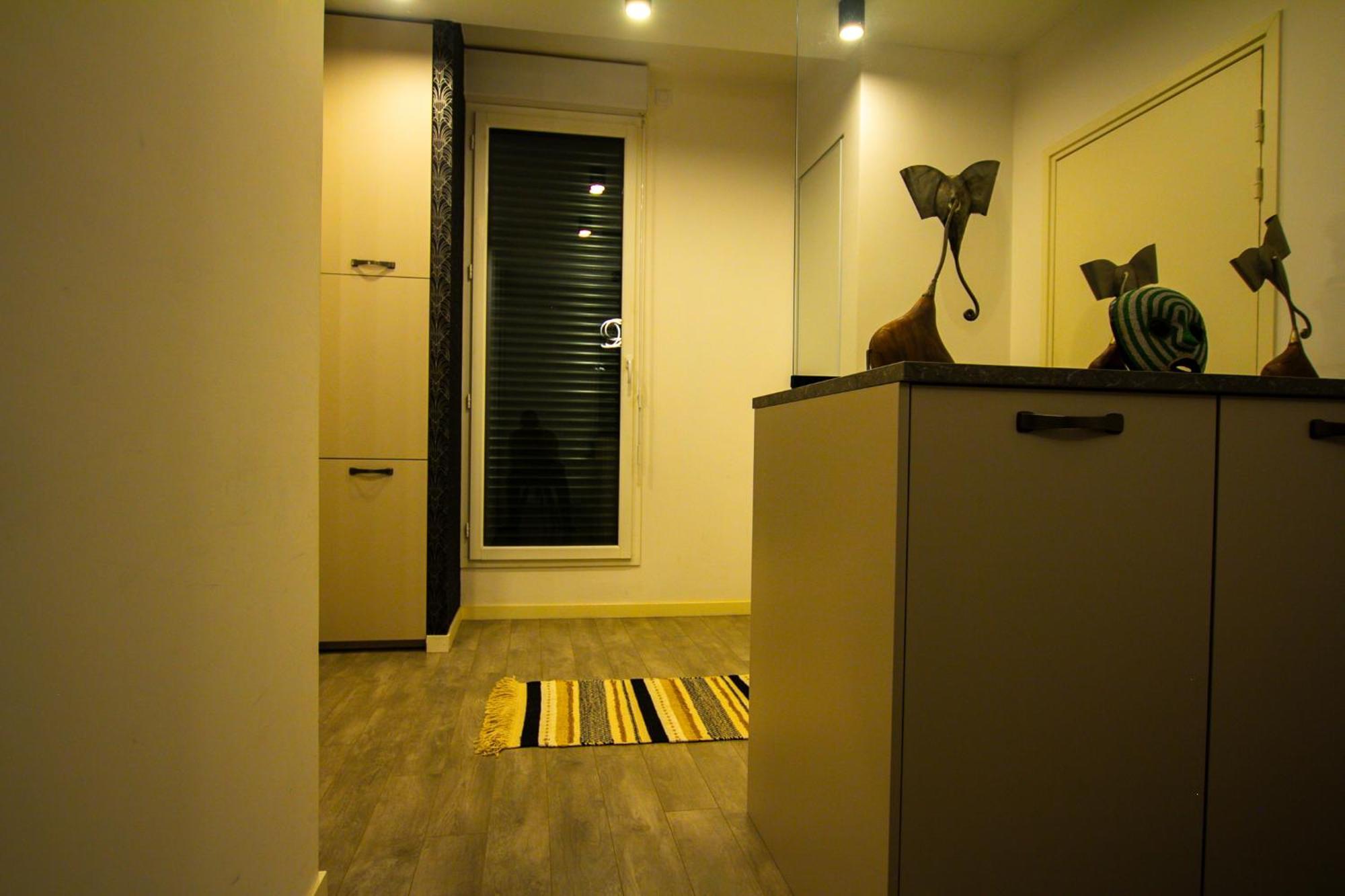 Skyview Luxury Appartement A Монтеврен Екстериор снимка